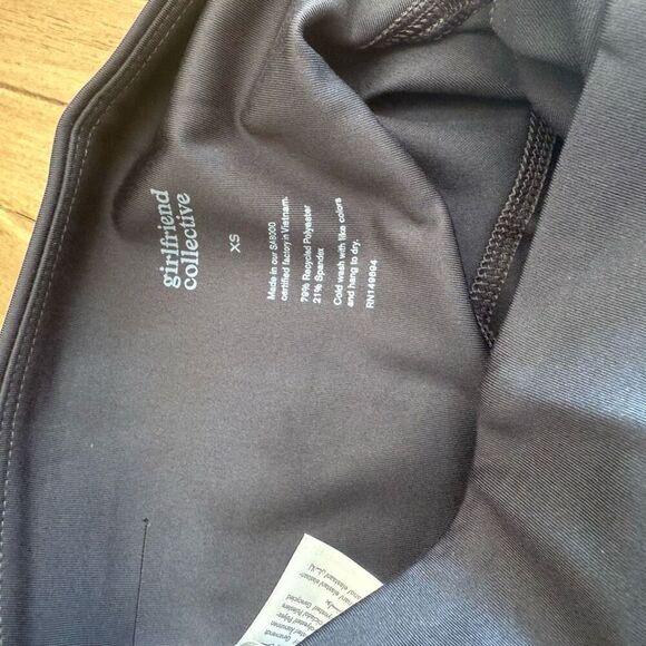 Girlfriend Collective Black High-Rise Bike Short size Small m8 - Picture 8 of 8